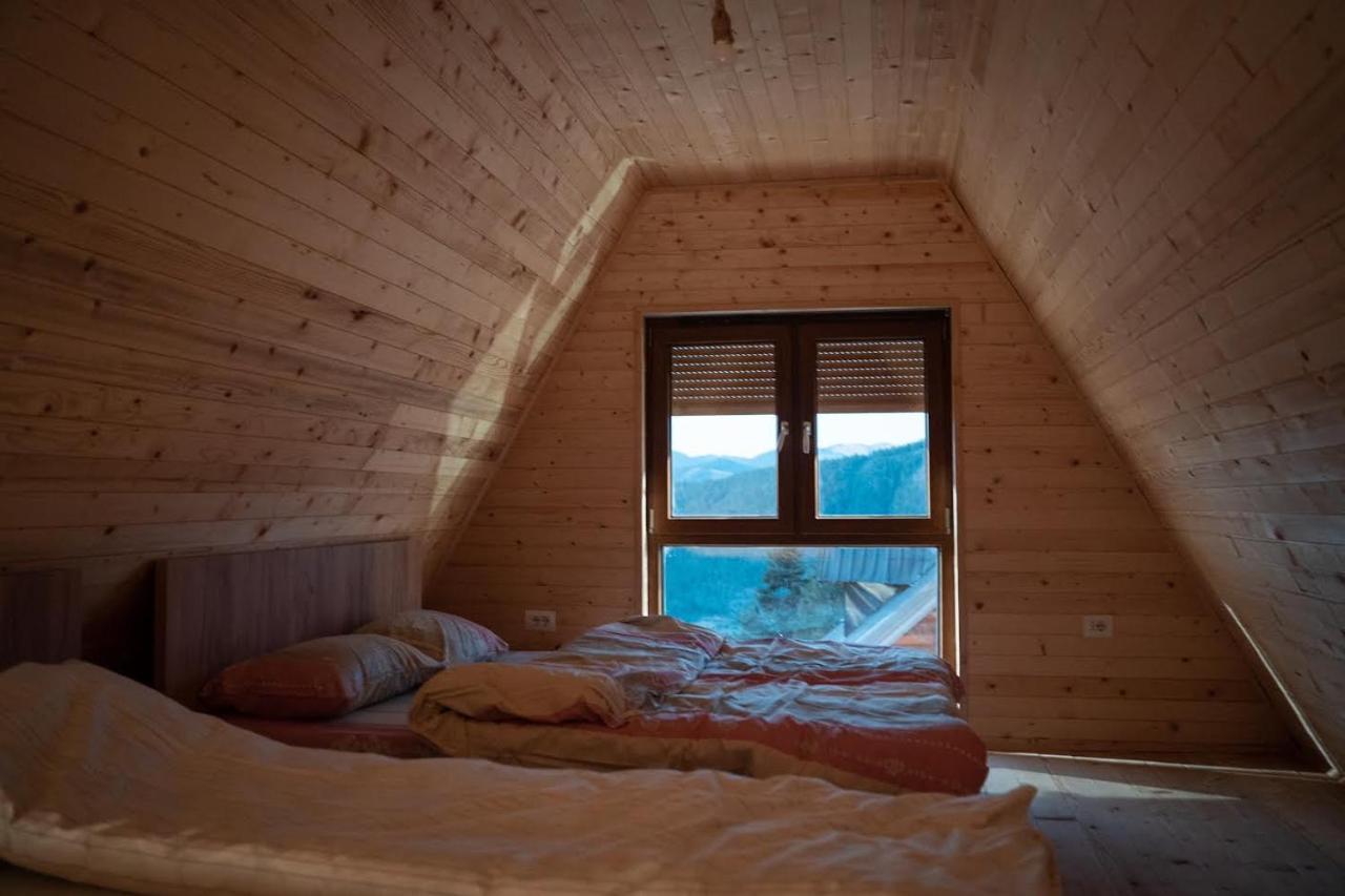 Villa Route Rugove Peje Exteriér fotografie