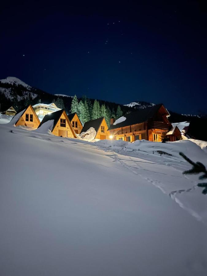 Villa Route Rugove Peje Exteriér fotografie