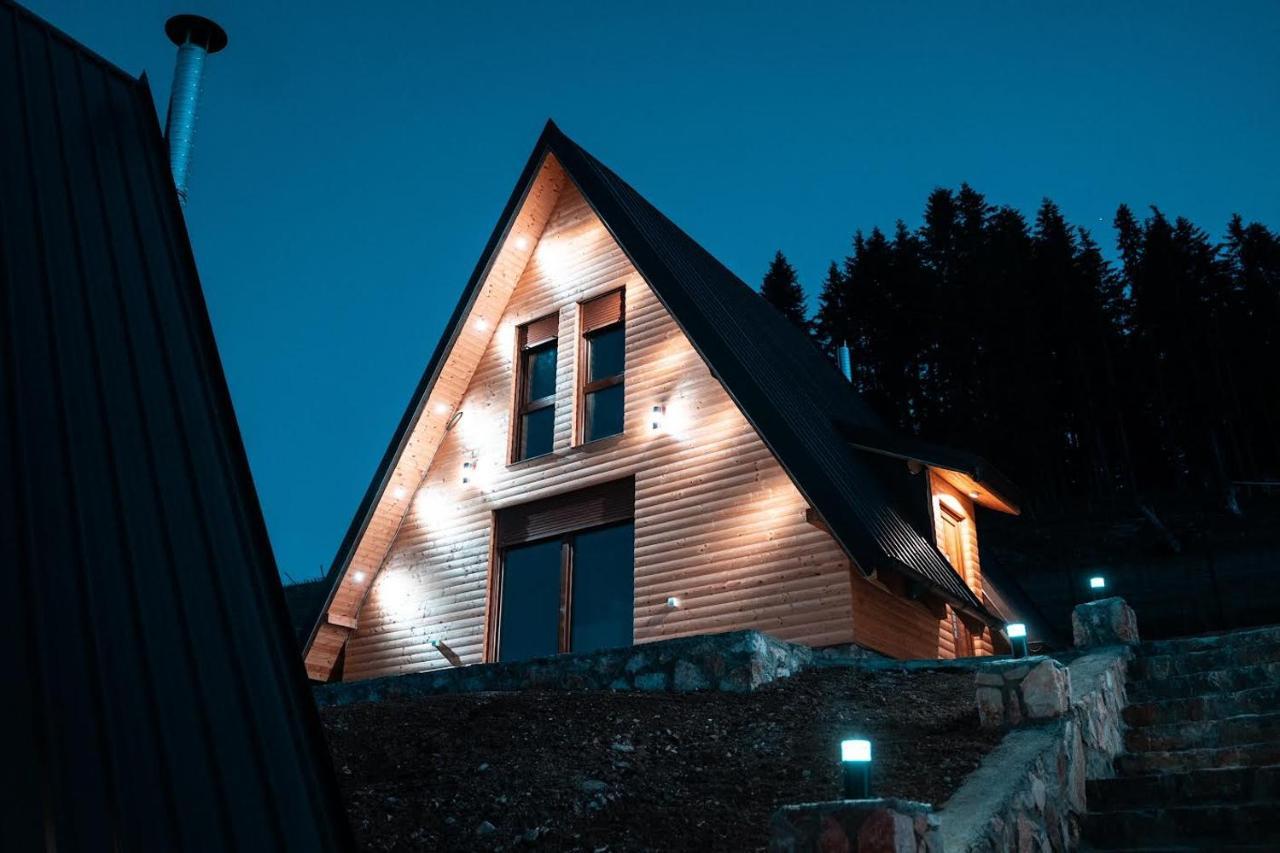 Villa Route Rugove Peje Exteriér fotografie