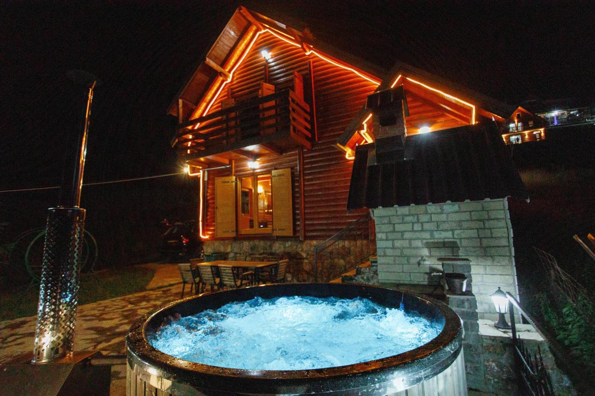 Villa Route Rugove Peje Exteriér fotografie
