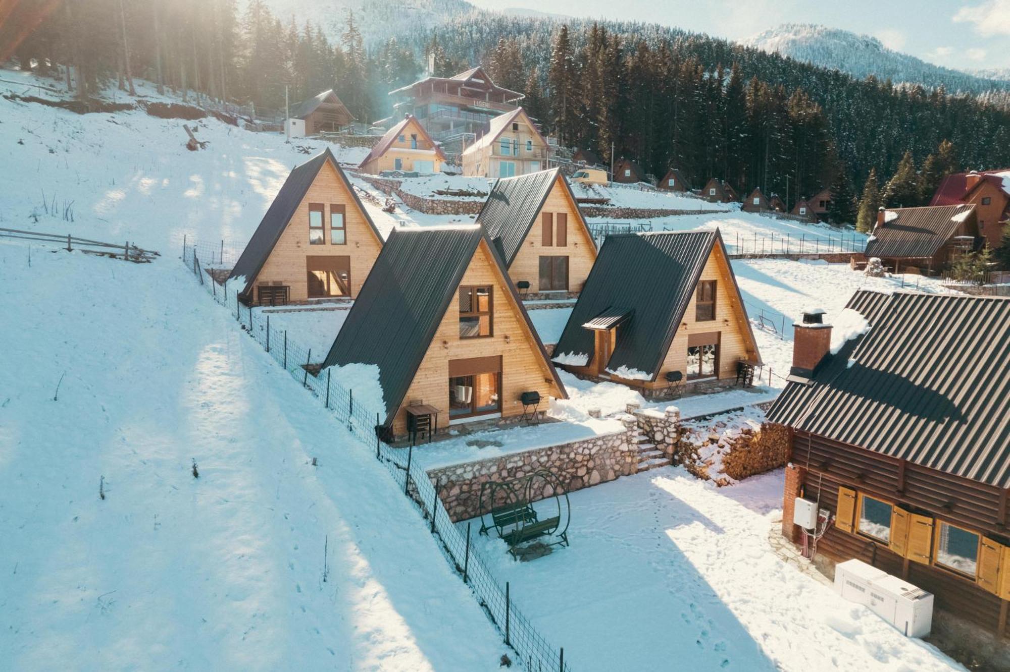 Villa Route Rugove Peje Exteriér fotografie