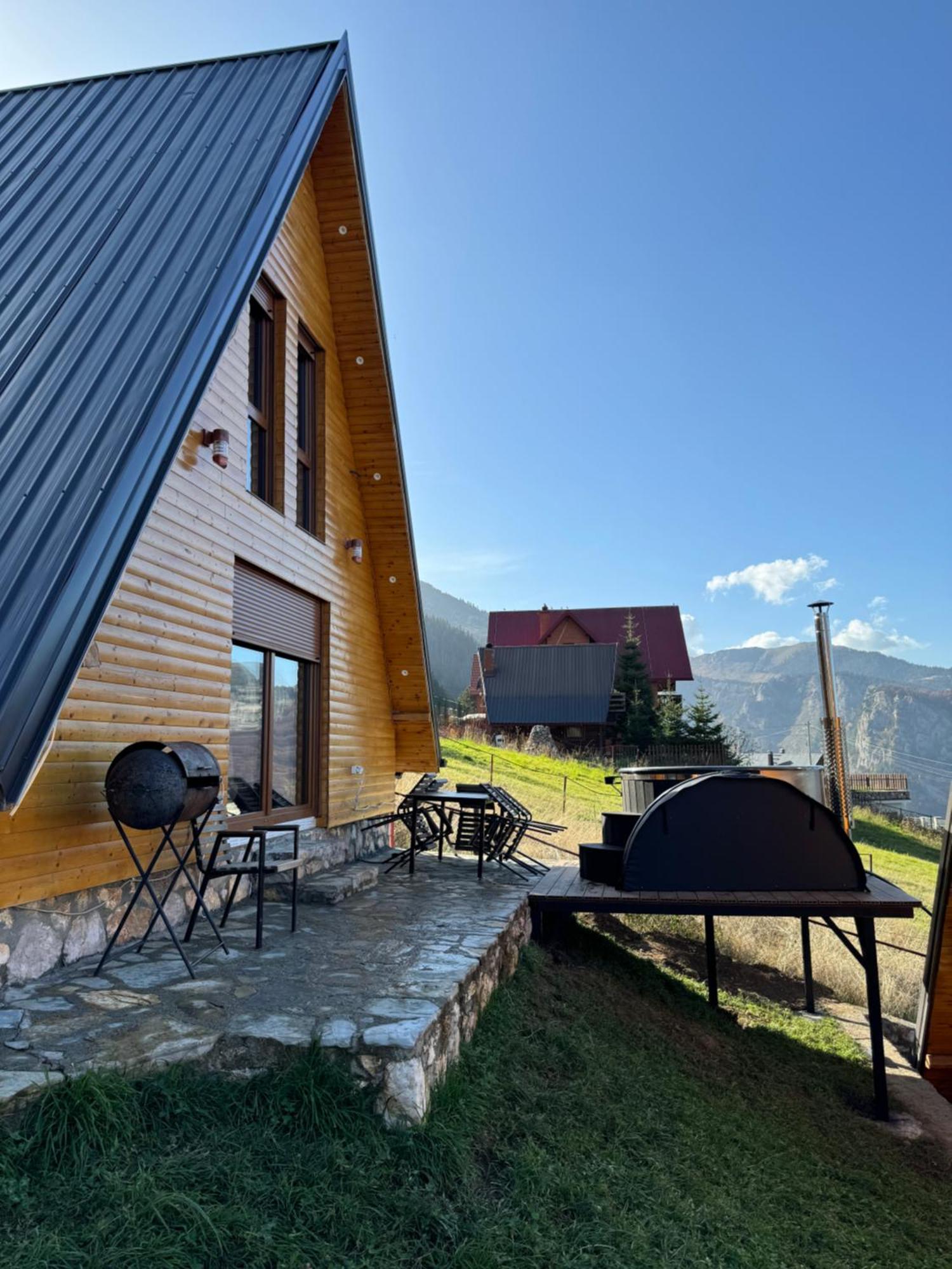 Villa Route Rugove Peje Exteriér fotografie